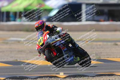 media/Oct-08-2023-CVMA (Sun) [[dbfe88ae3c]]/Race 5 Amateur Supersport Open/